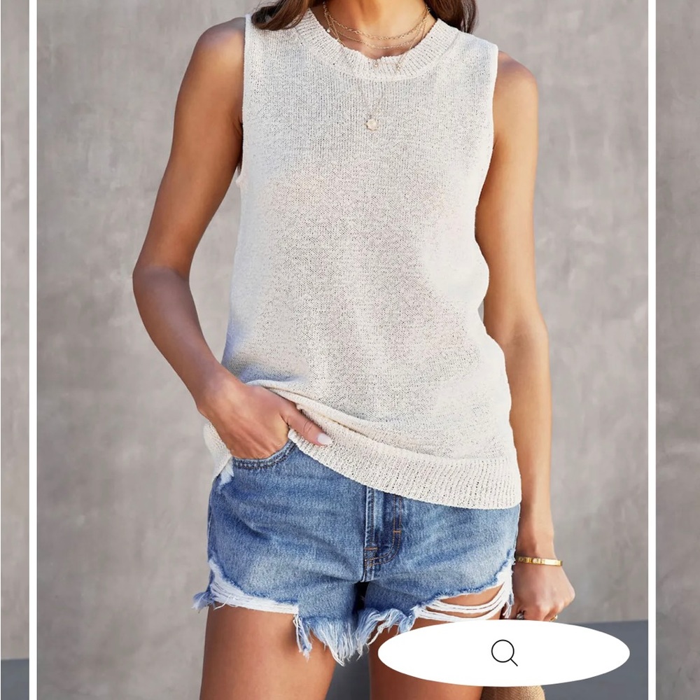 Vici size small sweater, sleeveless summer top never worn